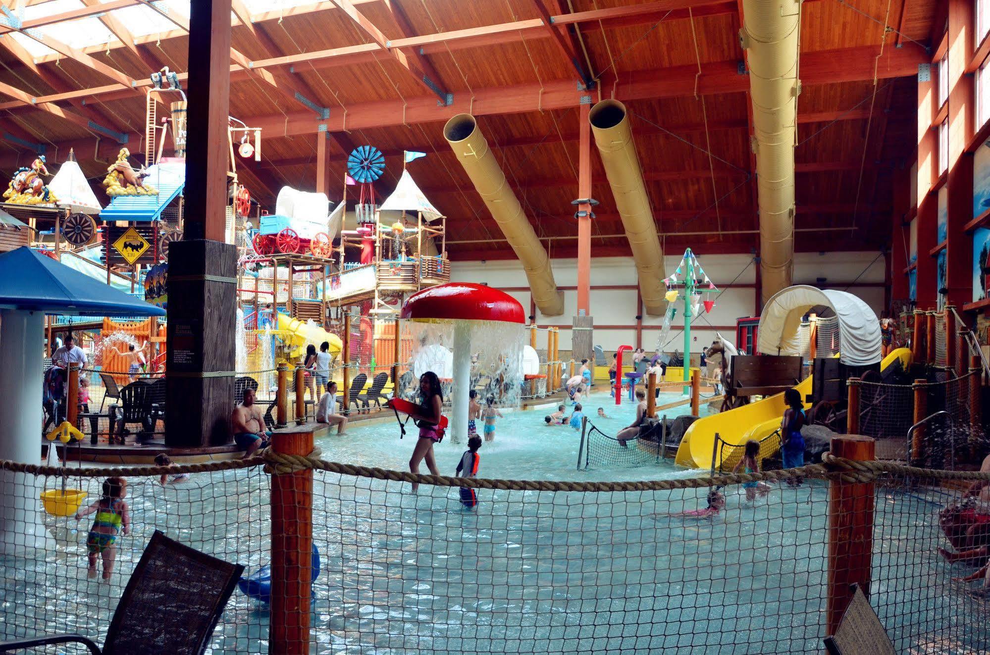 Fort Rapids Indoor Waterpark Resort Columbus Esterno foto
